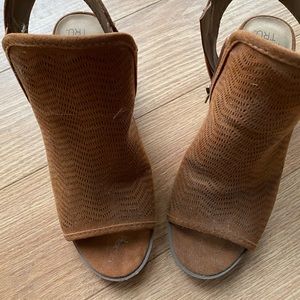 Time and Tru shoes. Worn once!